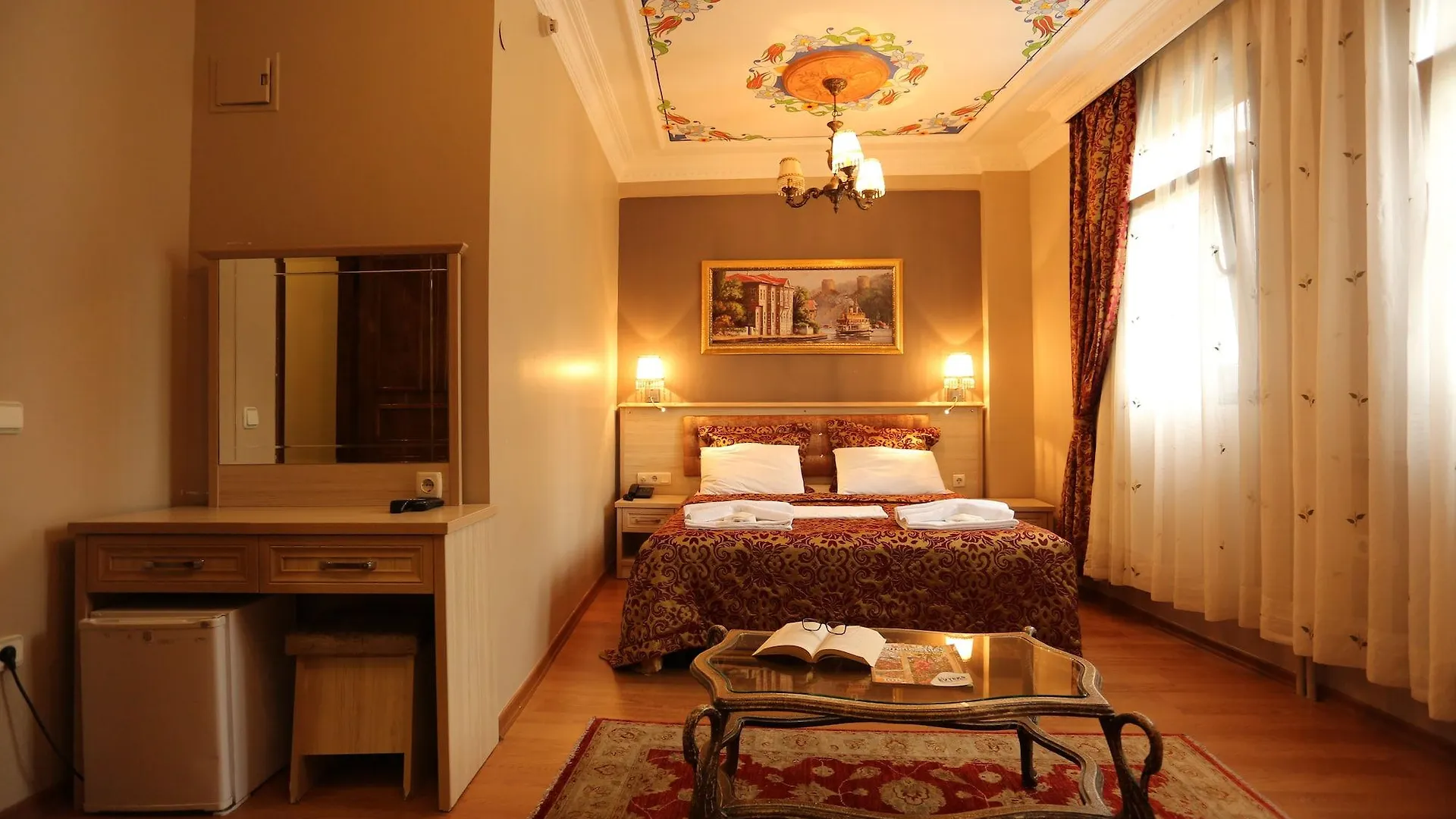 Tashkonak Studio Suites Istanboel 4*,