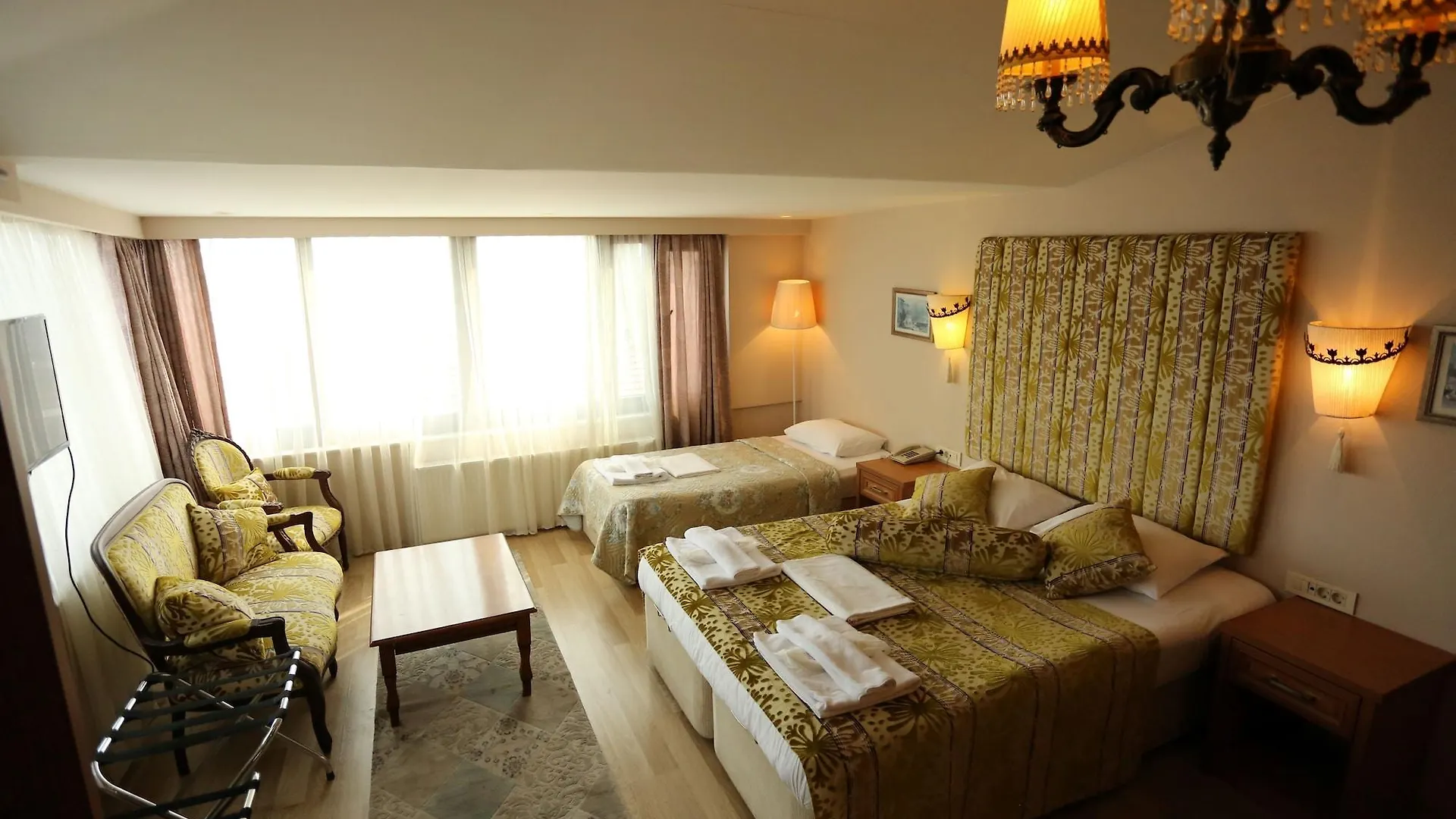 Tashkonak Studio Suites Istanboel