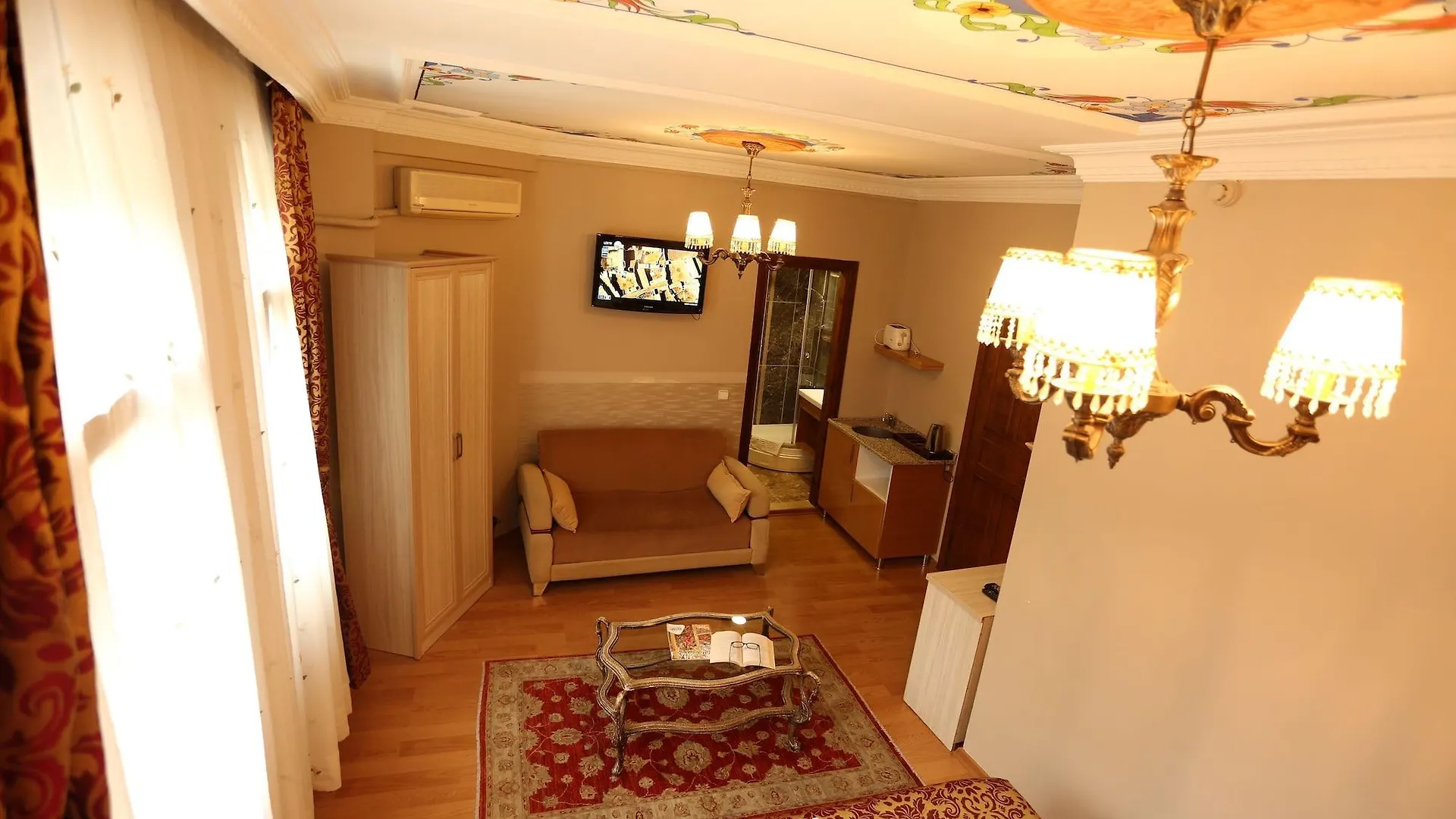Tashkonak Studio Suites Стамбул