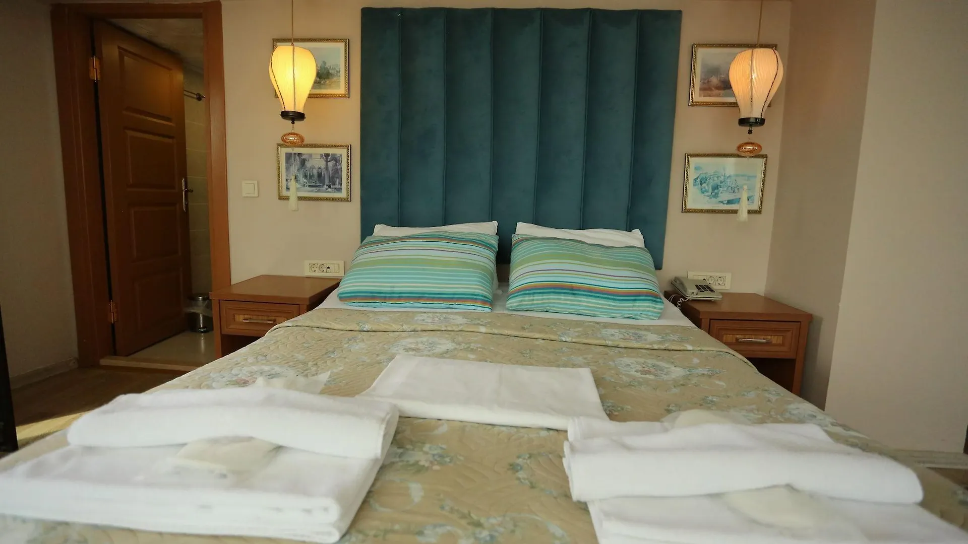 Апарт-отель Tashkonak Studio Suites Стамбул
