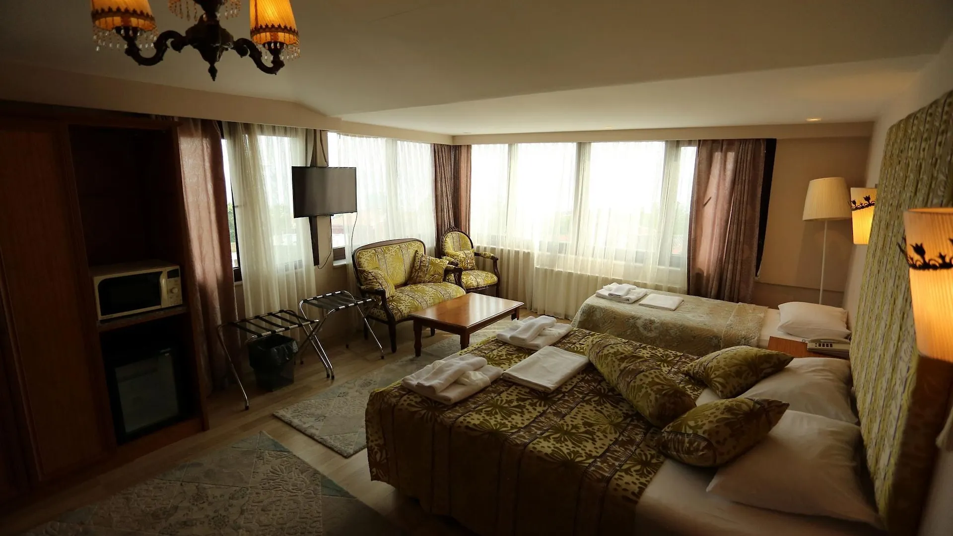 Апарт-отель Tashkonak Studio Suites Стамбул