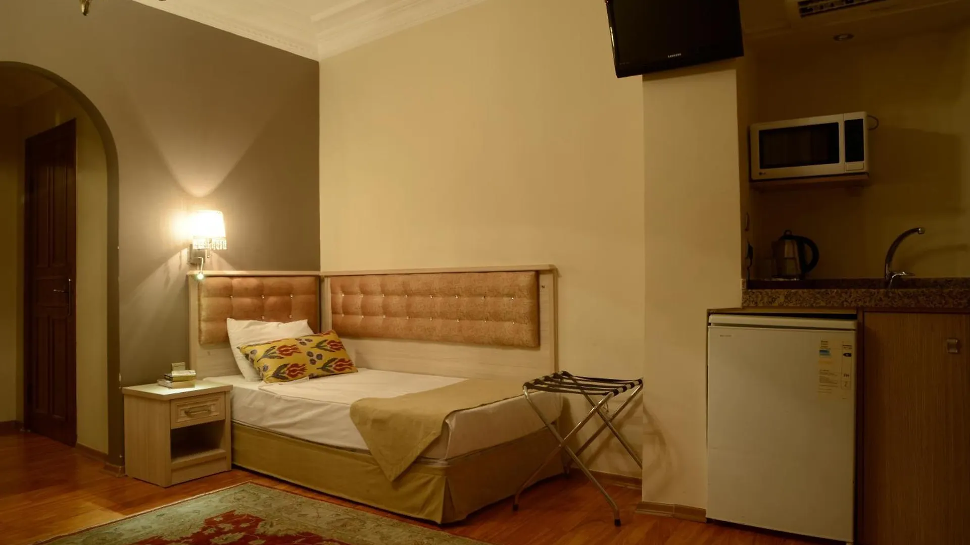 Tashkonak Studio Suites Istanbul 4*,